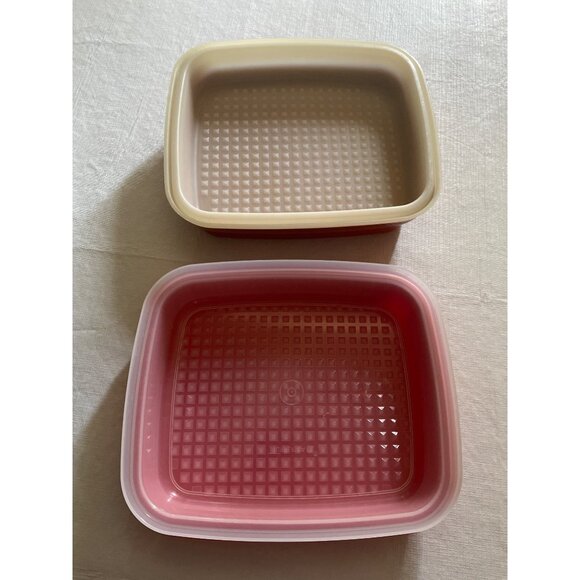 Vintage Tupperware Square Marinade Containers With Lids - Set Of 2 Red & Beige - Picture 1 of 7